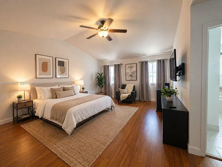 5402 Pointe Villa Dr #B — Photo 16