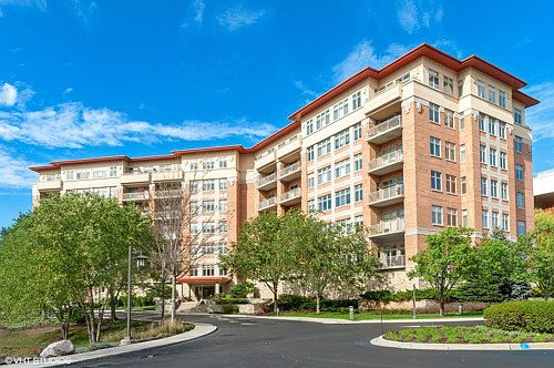 1st image of 40 Prairie Park Dr APT 608