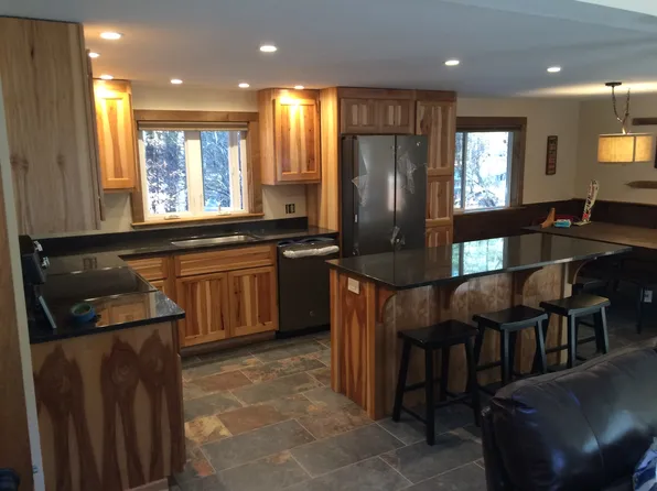 2 Sugarwood Dr #A, Glen, NH 03838