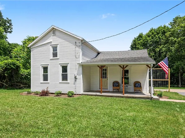 1195 Cork Rd, Victor, NY 14564