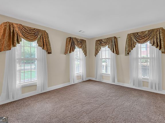 4th image of 2055 Hickory Station Cir