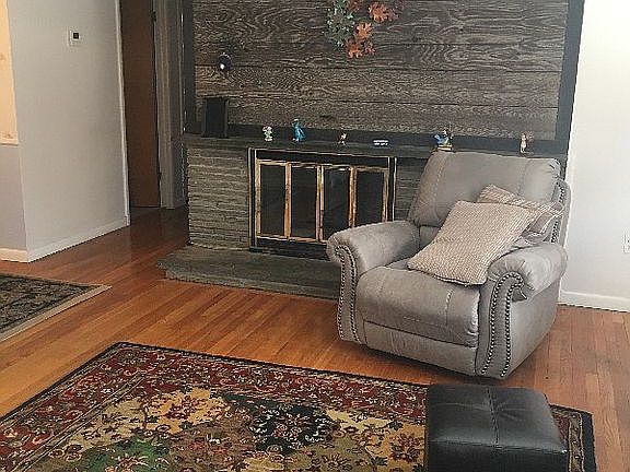 LR Fireplace, Hardwoods
