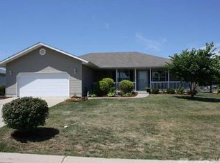1421 Linda Cir, Lebanon, MO 65536