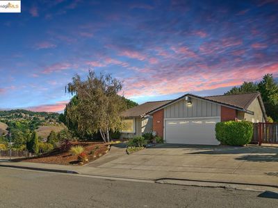 2216 Bristlecone Dr, Richmond, CA, 94803