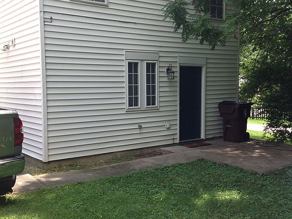 Back patio shaded yard