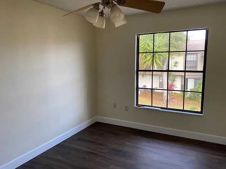 5959 Village Cir S #5959 — Photo 4