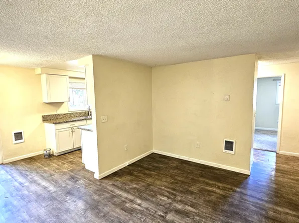 3105 L St #1, Vancouver, WA 98663