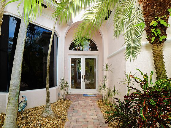 Home For Sale In Boca Grove
