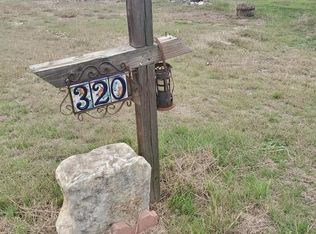 320 County Road 3822, San Antonio, TX 78253