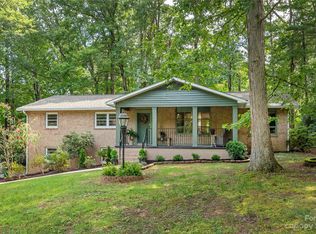 209 Beth Dr, Hendersonville, NC 28791