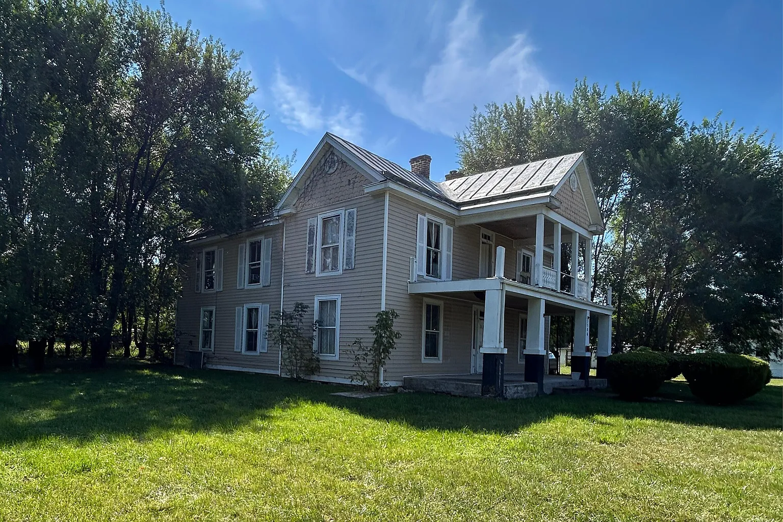 2380 Gardner St photo 1