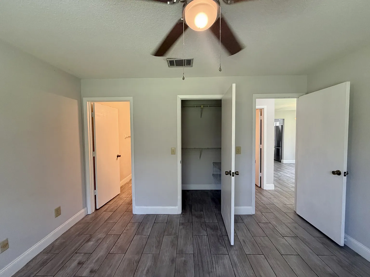 1590 Southeast Dewberry Court - 1 — Photo 4