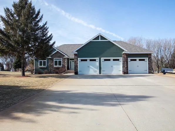 4201 Rue De Frenchman NE, Alexandria, MN 56308
