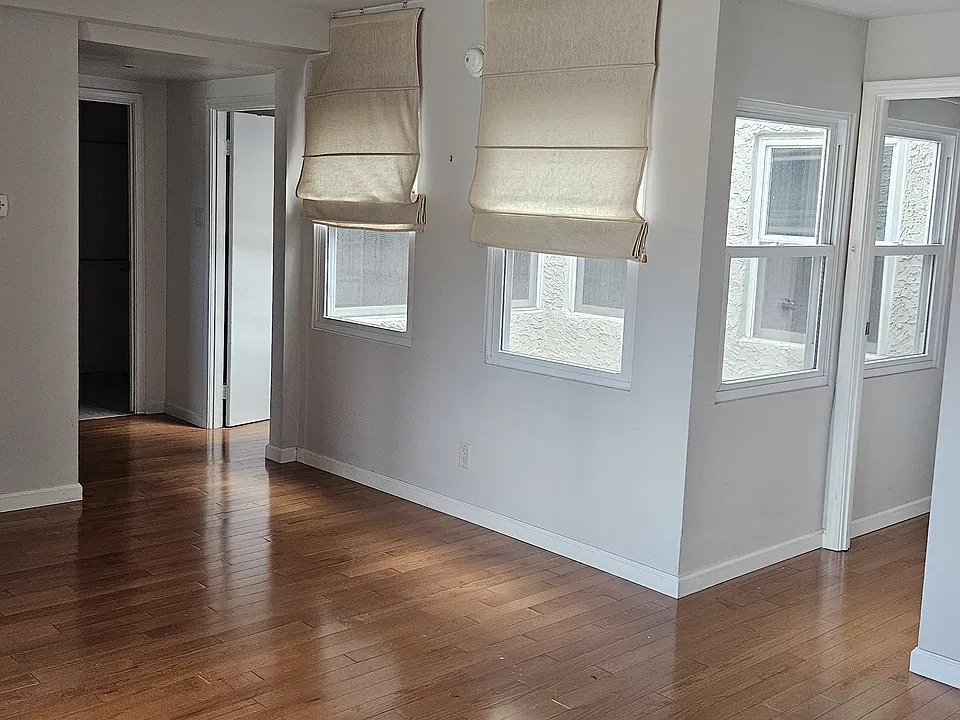 2621 South St #9