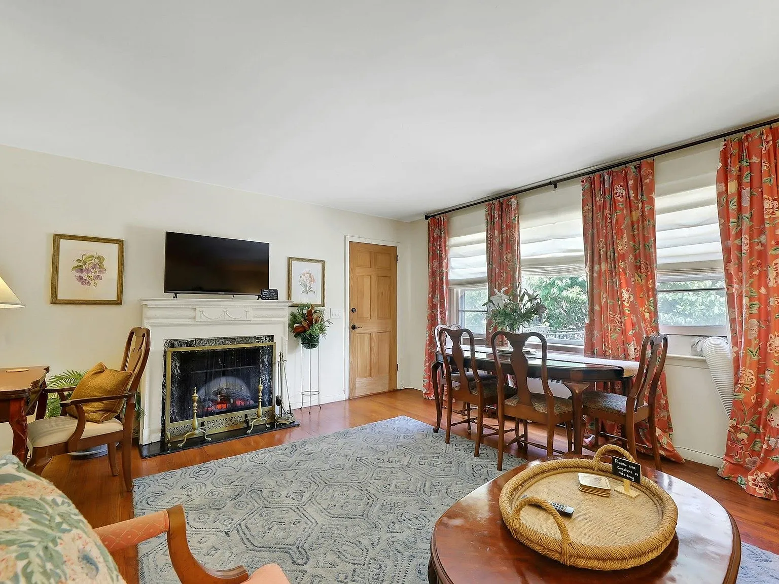4 bed, 2.0 bath, $5,200 — Photo 4