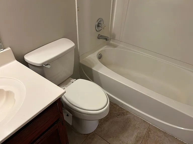 7311 Madelyn Cv — Photo 18