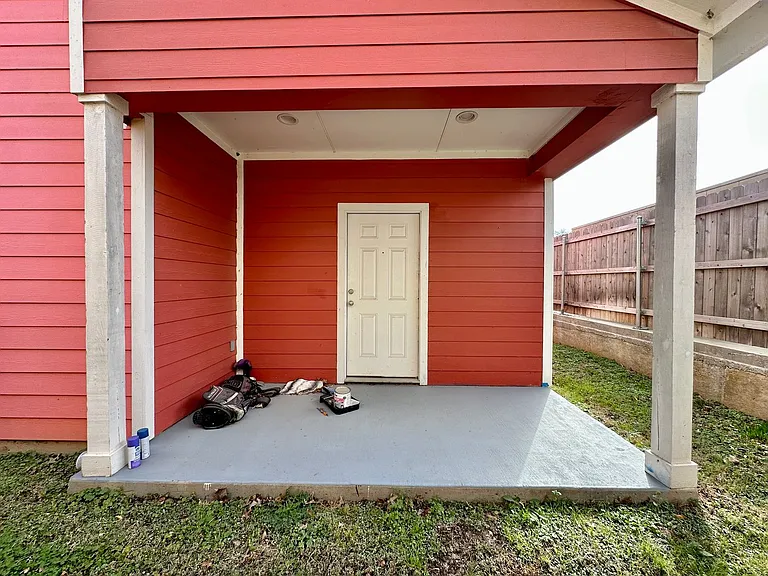 218 Gurley Ln — Photo 17