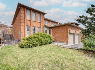 27 Binscarth Cres, Vaughan, ON L4J 4S4
