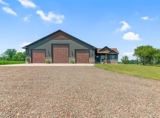 28281 Hinckley Rd, Hinckley, MN 55037