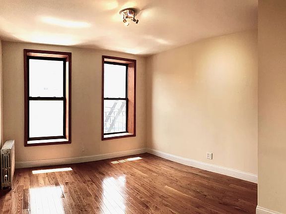 3rd image of 164 Sherman Ave APT 41