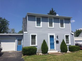 32 Beech Rd, Amherst, NY 14226