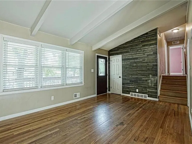 10308 W 74th St — Photo 7