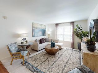 1712 Gentry Square Ln #711-102, Champaign, IL 61821