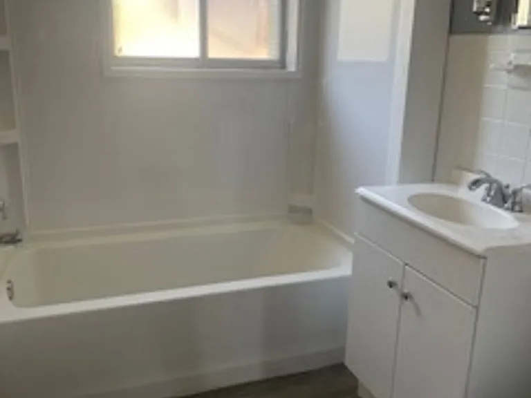 623 Clifton Dr — Photo 1