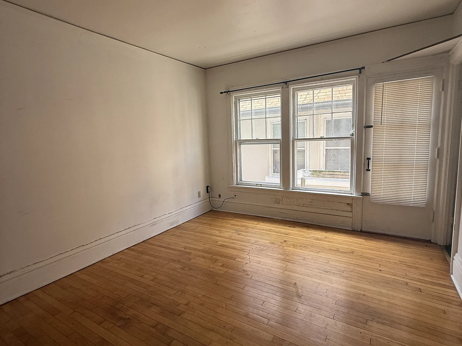 622 Howard Place - D — Photo 3