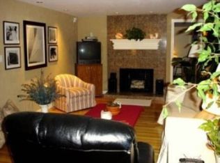 274 Pleasant St, Lowell, MA 01852