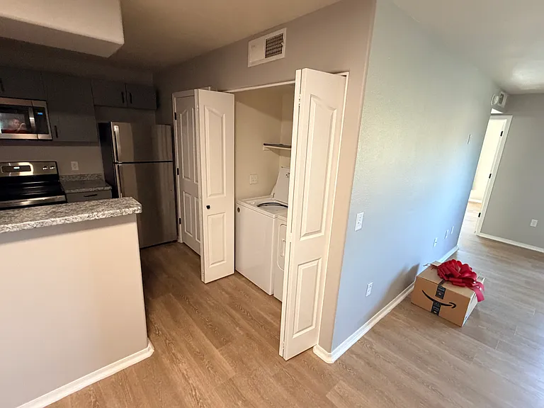 5751 N Kolb Rd #21201 — Photo 12