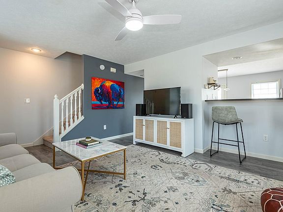 3rd image of 3836 E Cobble Creek Dr