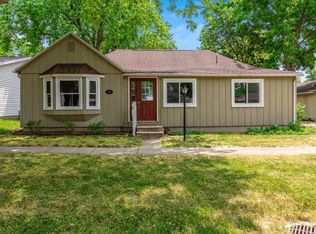 103 E Sherman St, Saint Joseph, IL