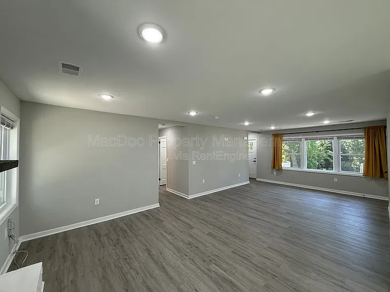 12317 Metlock Rd #A — Photo 7