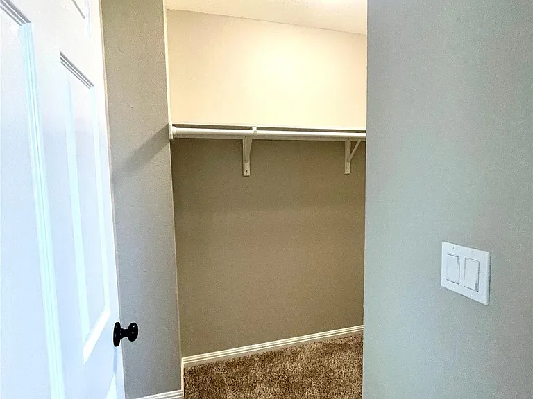 1207 W North Loop Blvd #A — Photo 27