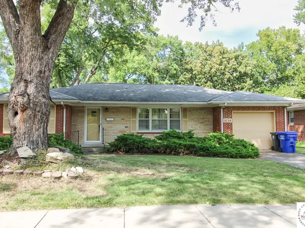 1634 W 5th St, Sedalia, MO 65301