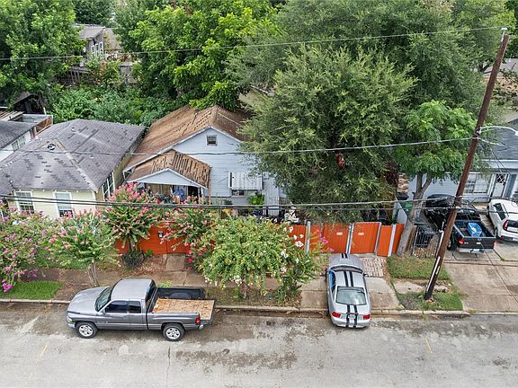 2nd image of 1507 Luzon St