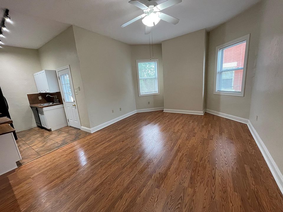 1st image of 6727 Thomas Blvd #2