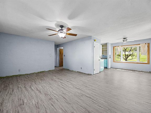 3rd image of 1825 Morningside Dr