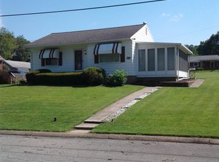 1017 Roosevelt St, Conway, PA 15027