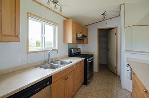 4th image of 62015 Range Road 52