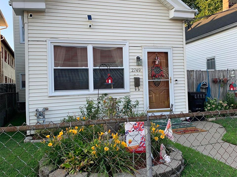 1st image of 2749 Alford Ave