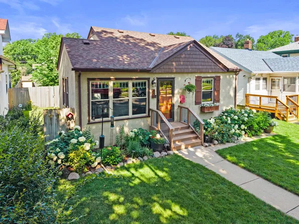 2704 Garfield St NE, Minneapolis, MN 55418