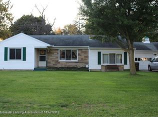 1302 S Main St, Eaton Rapids, MI 48827