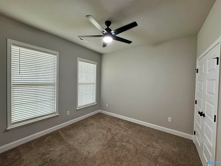 109 Kambry Grove Dr — Photo 22
