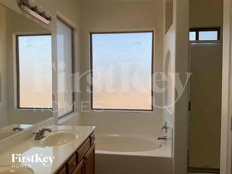 13034 W Ash St — Photo 13