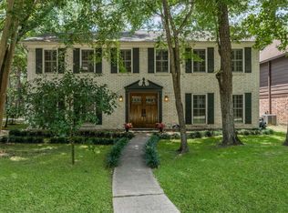 1 Spicebush Ct, Spring, TX 77381