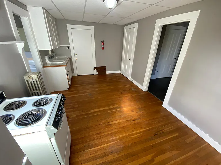 159 Orange St #3E — Photo 10