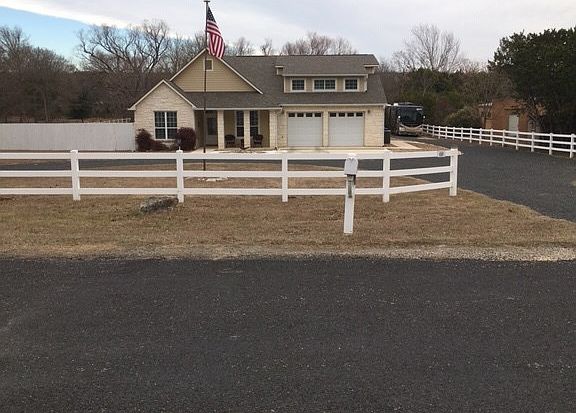 2nd image of 1111 Monroe Dr