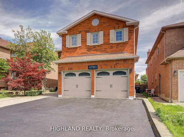 4781 Crystal Rose Dr, Mississauga, ON L5V 1G9